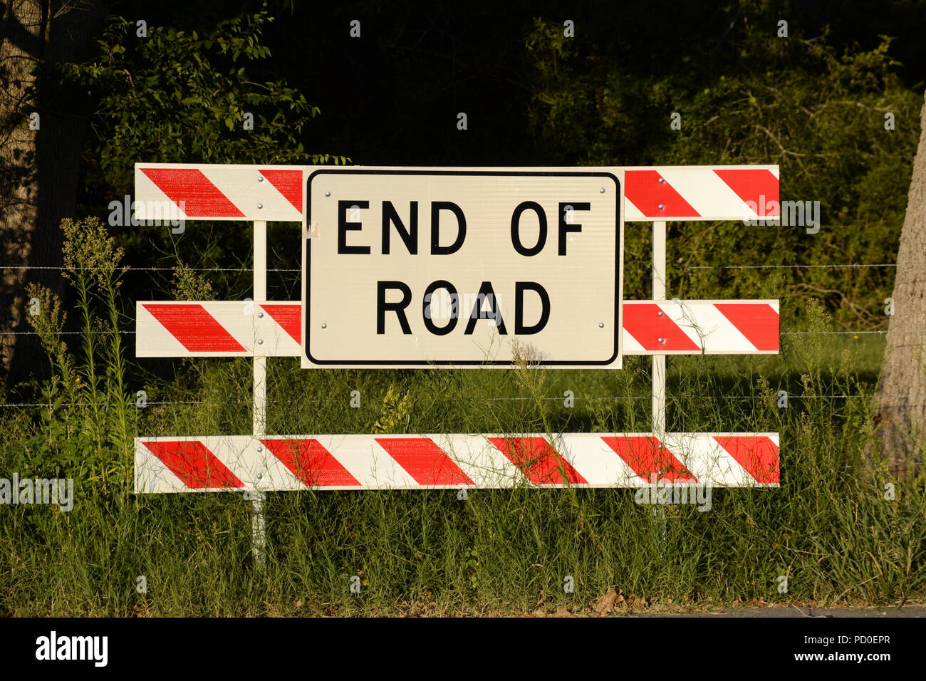 end-of-the-road-sign-PD0EPR